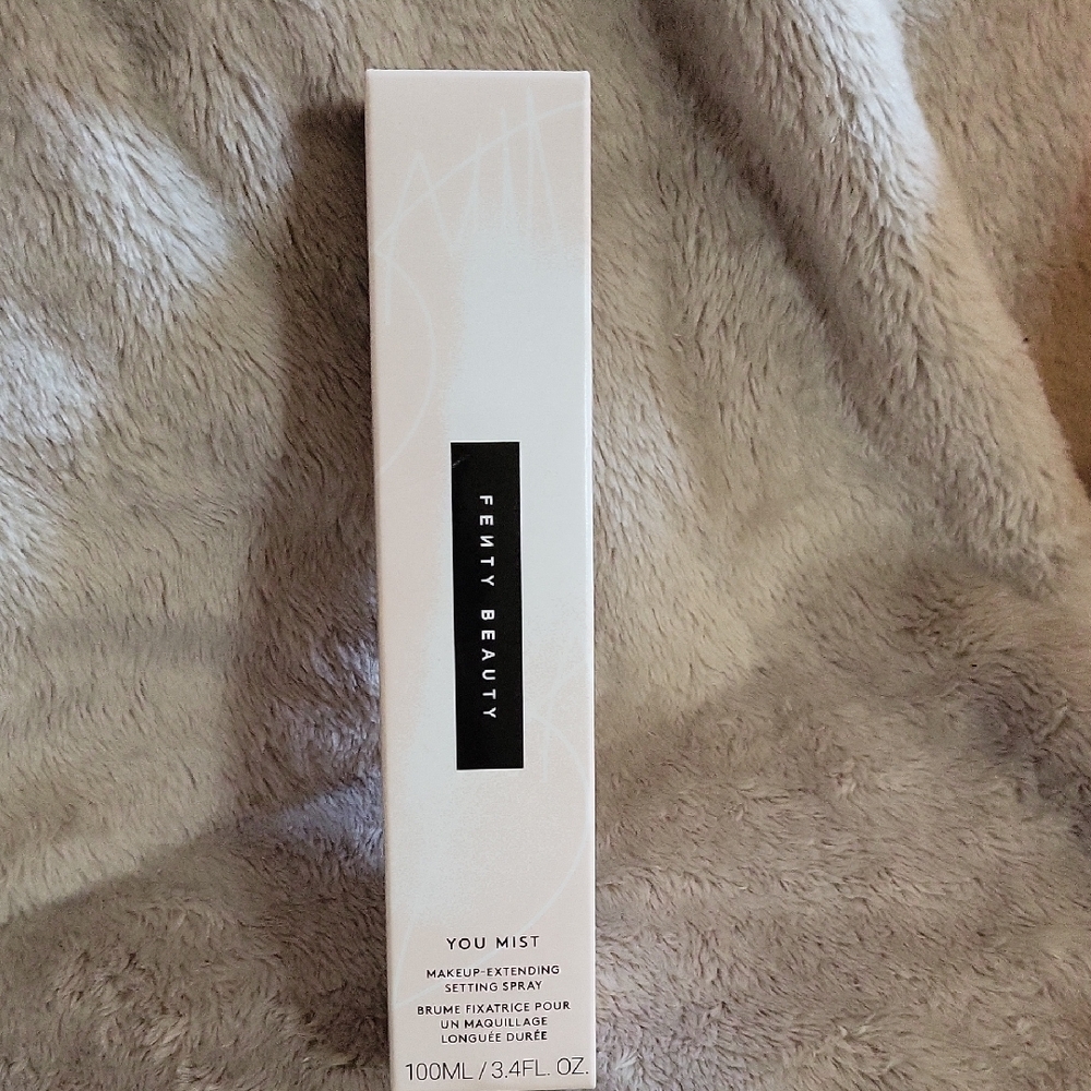 Fenty Beauty You Mist Setting Spray in White